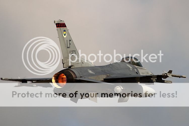 IMAGE: http://i460.photobucket.com/albums/qq326/WingsofFuryPhotography/2012%20Assorted/IMG_2735.jpg