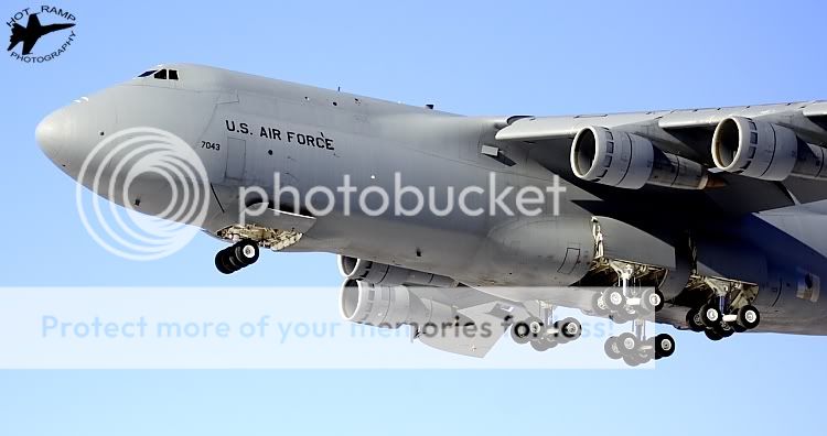 IMAGE: http://i460.photobucket.com/albums/qq326/WingsofFuryPhotography/Misc%20Military/IMG_3956.jpg