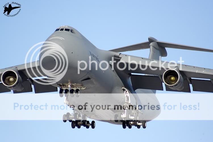 IMAGE: http://i460.photobucket.com/albums/qq326/WingsofFuryPhotography/Misc%20Military/IMG_3981.jpg