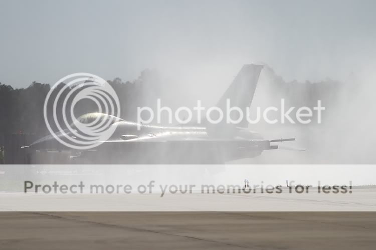 IMAGE: http://i460.photobucket.com/albums/qq326/WingsofFuryPhotography/Misc%20Military/IMG_6185.jpg