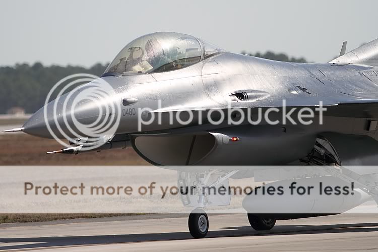 IMAGE: http://i460.photobucket.com/albums/qq326/WingsofFuryPhotography/Misc%20Military/IMG_6188.jpg